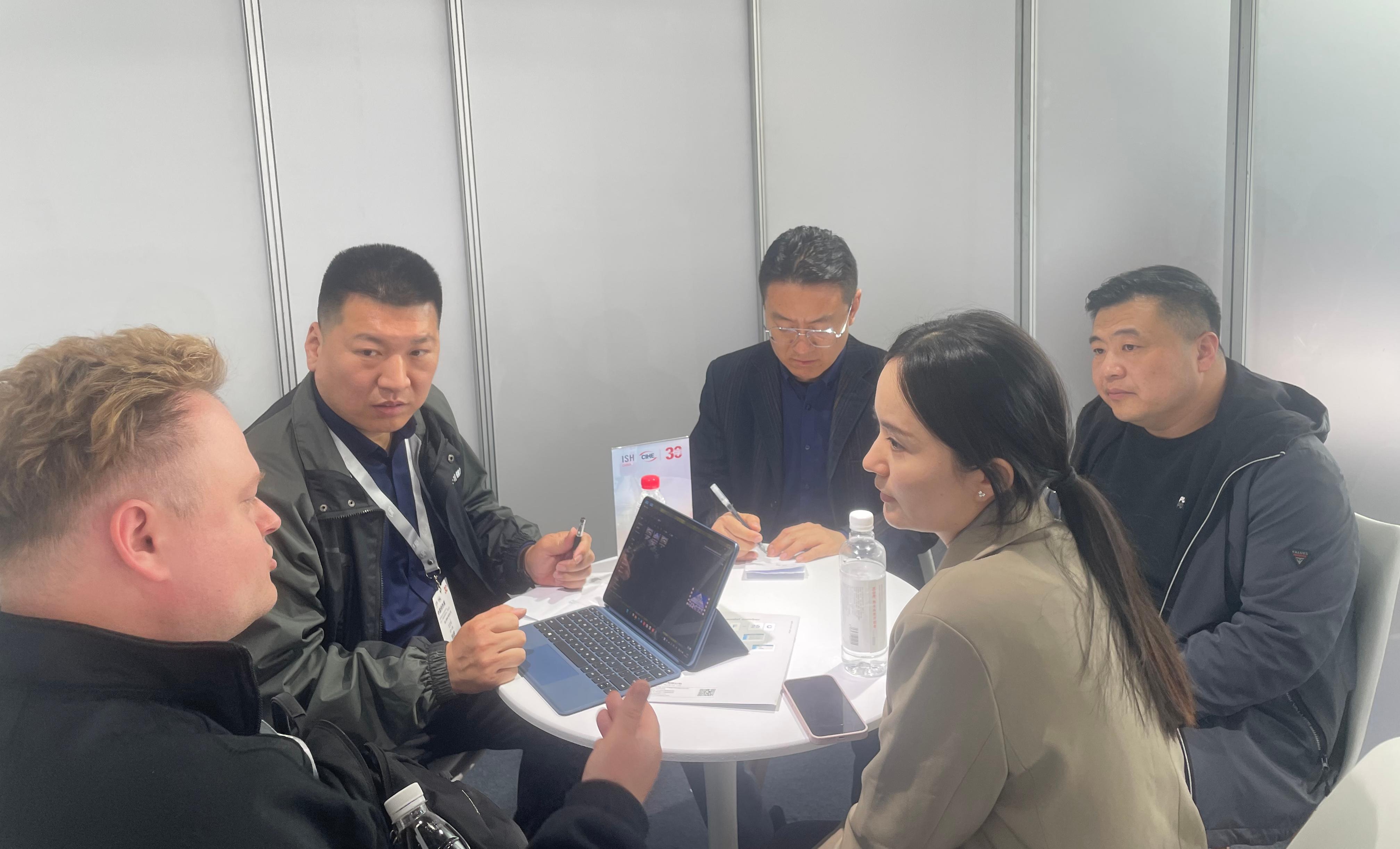 Partnering Globally, Building a Warmer Future Together — Firstd Boiler’s International Exchange Event Concludes Successfully